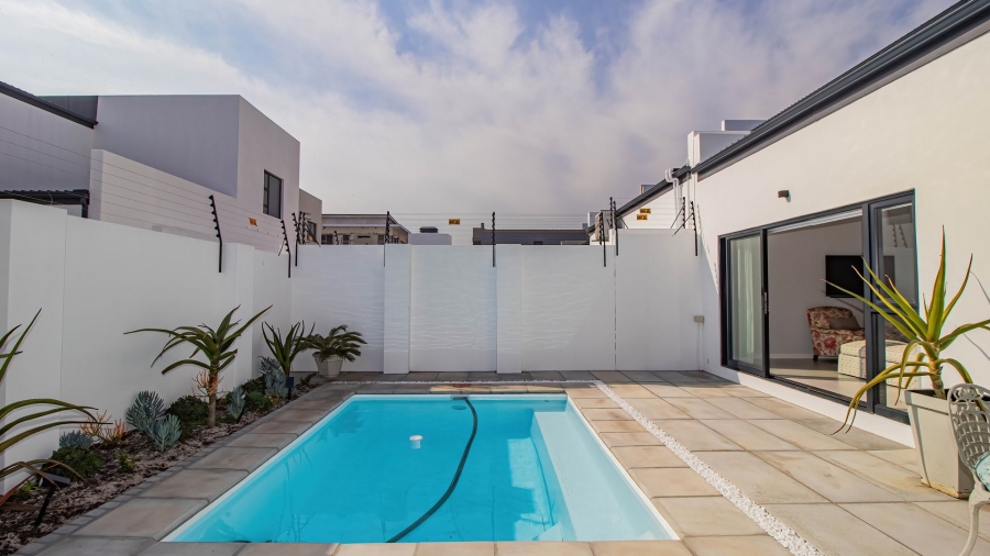 4 Bedroom Property for Sale in Sandown Western Cape